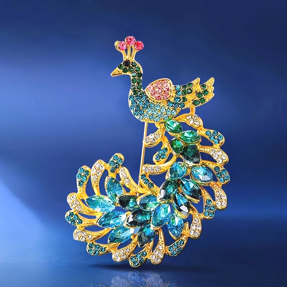 Peacock Tail Fanfare Rhinestone Brooch